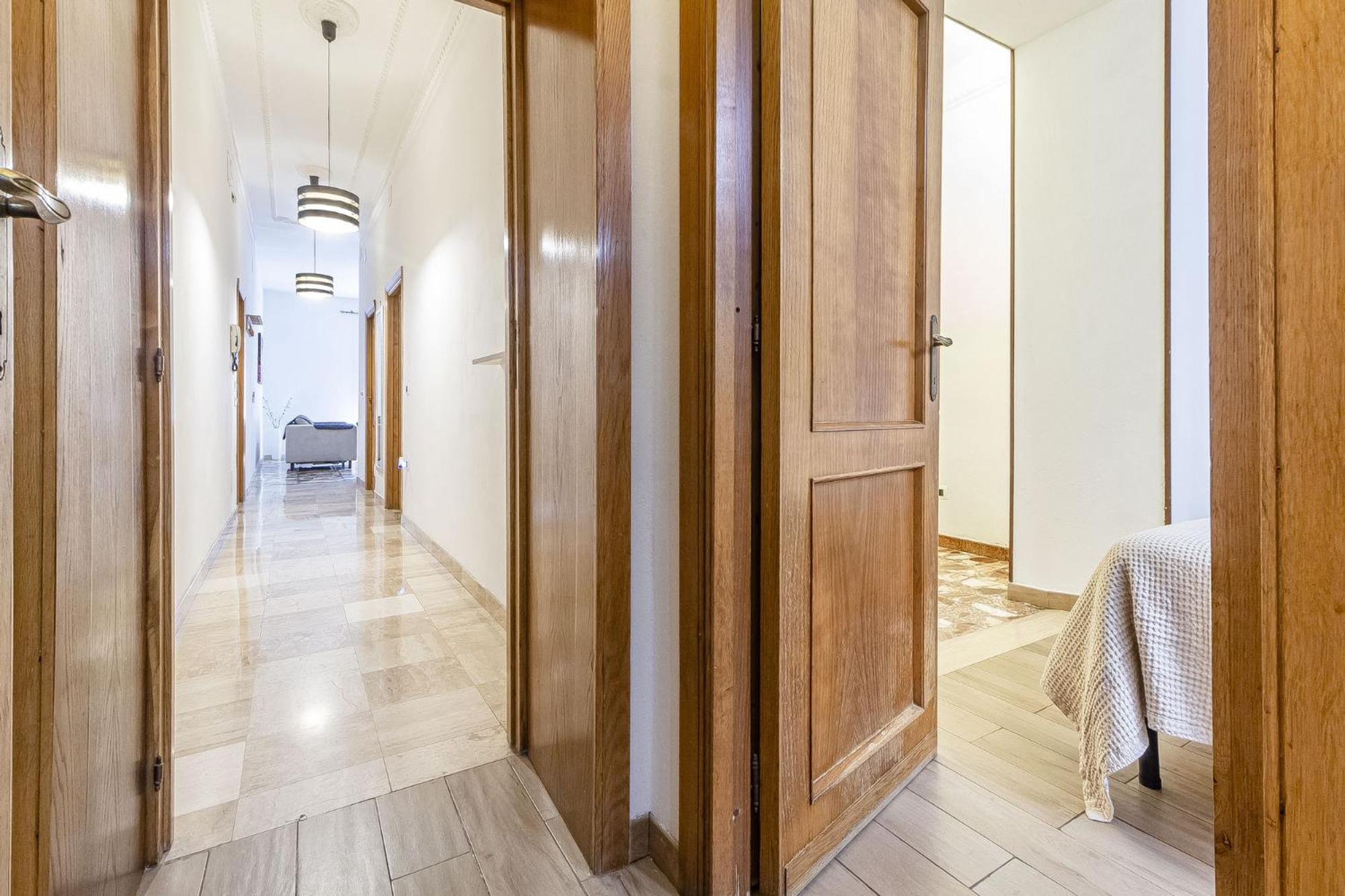 Lovely Piazza Santa Maria Apartment Сассарі Екстер'єр фото