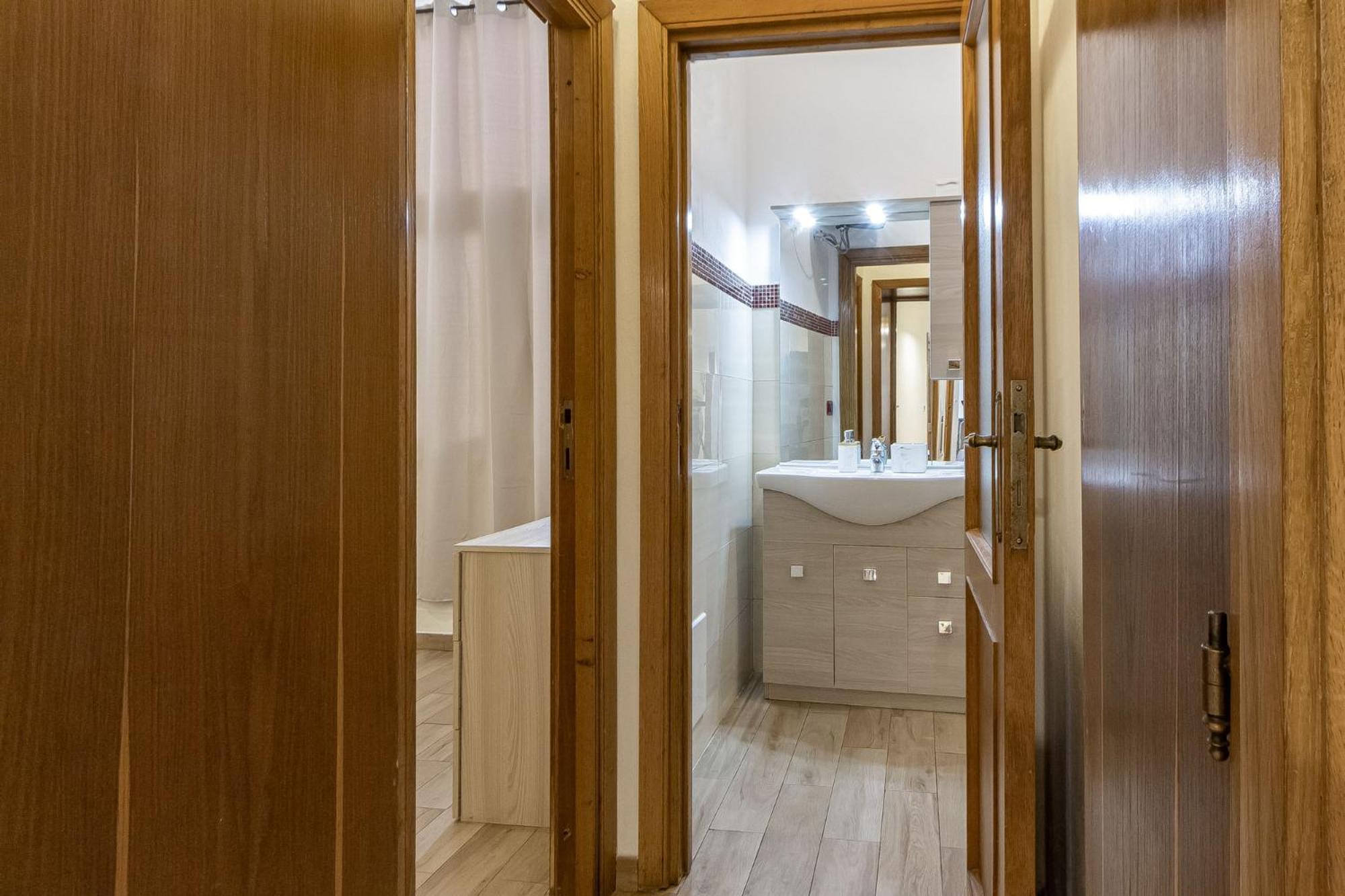 Lovely Piazza Santa Maria Apartment Сассарі Екстер'єр фото